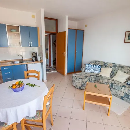 Apartments Rosanda Pakostane Exterior photo