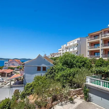 Apartments Rosanda Pakostane Exterior photo